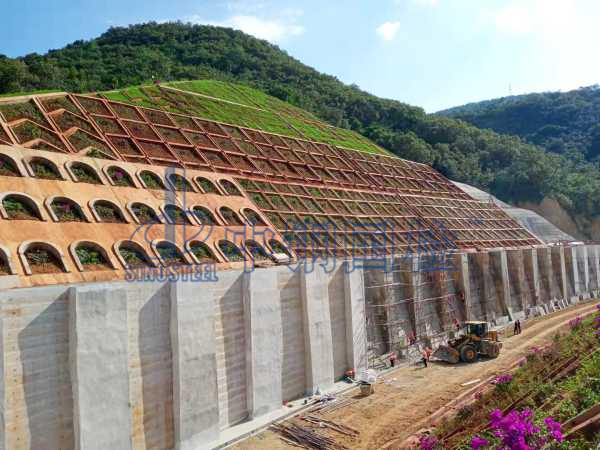 邊坡工程現(xiàn)場圖