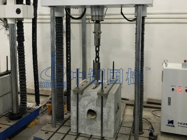 中鋼國檢實驗室實拍，預埋槽道檢測中