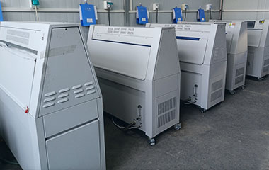 紫外老化試驗(yàn)箱